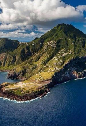 Saba: A Dive Adventure on the “Unspoiled Queen” of the Caribbean